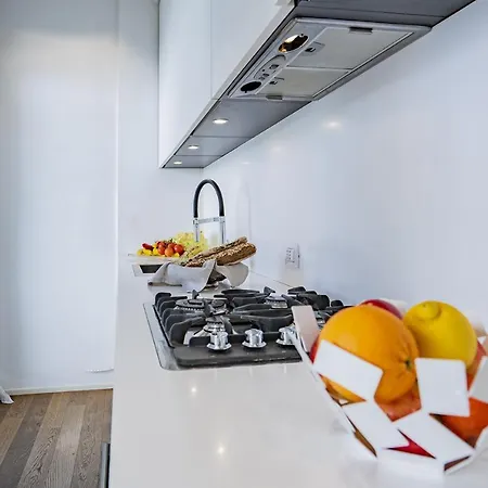 Colleoni With 2 Superb Terraces Apartamento