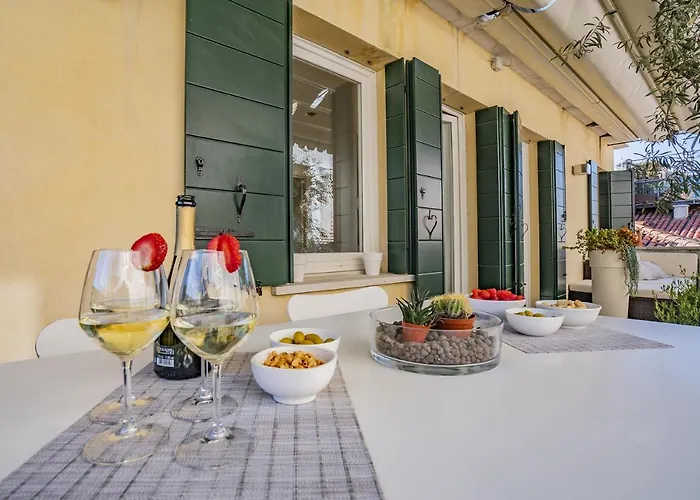 Colleoni With 2 Superb Terraces