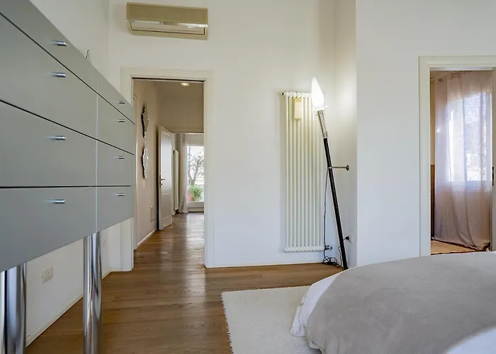 アパート Colleoni With 2 Superb Terraces