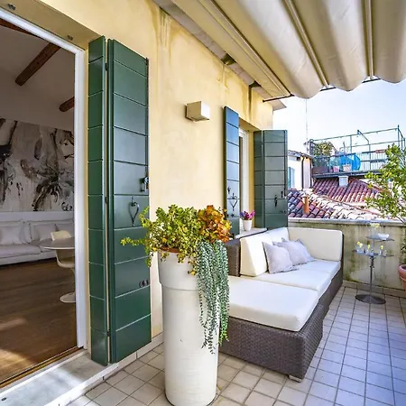 Colleoni With 2 Superb Terraces * 베니스